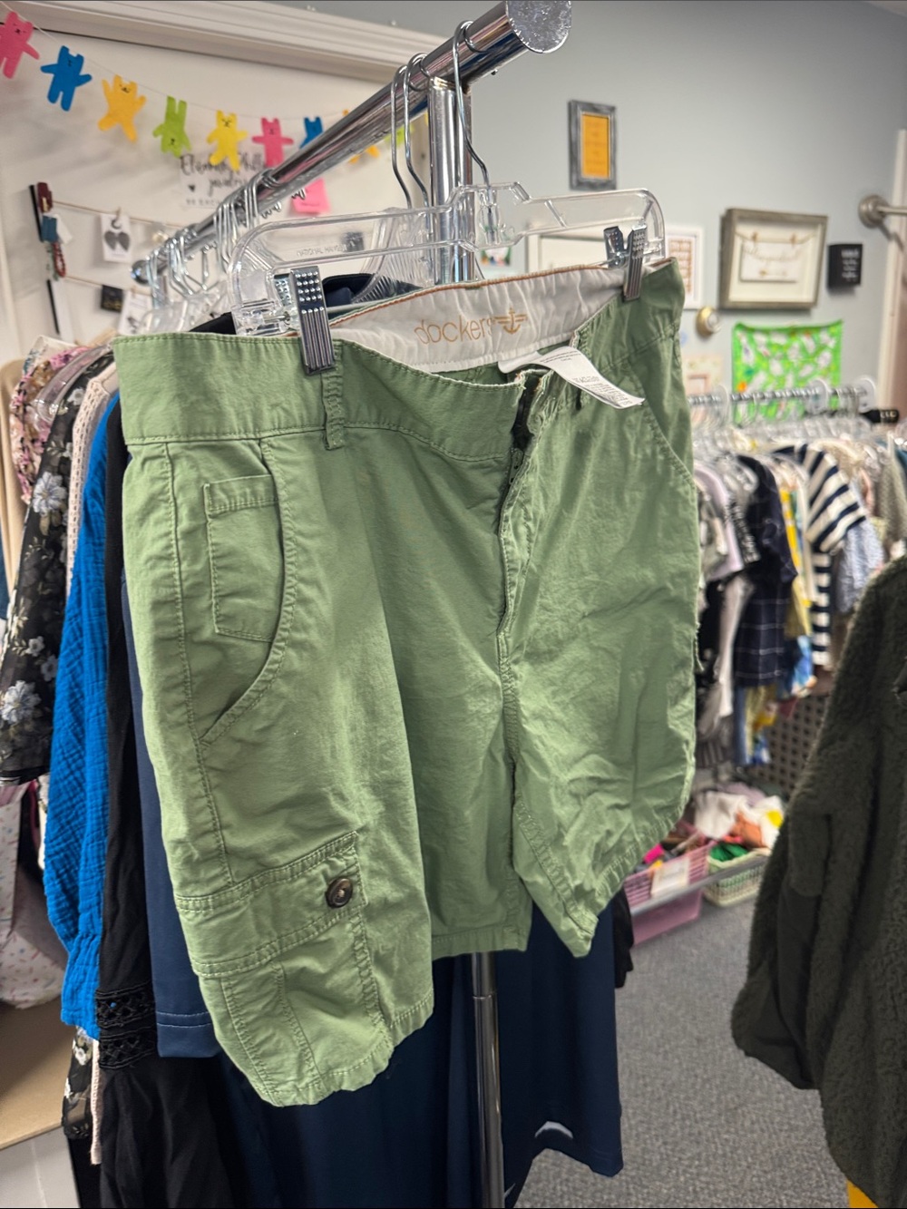 Dockers shorts size 14 // 091355
